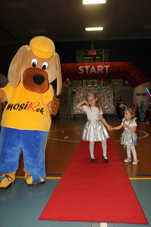 Kosmiczny Bal Przebierańców