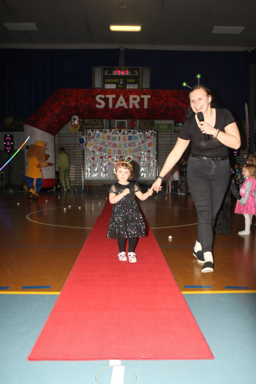 Kosmiczny Bal Przebierańców