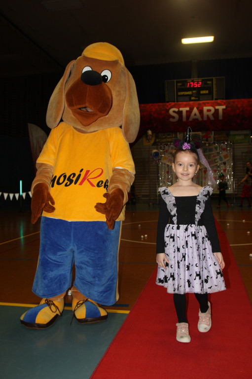 Kosmiczny Bal Przebierańców