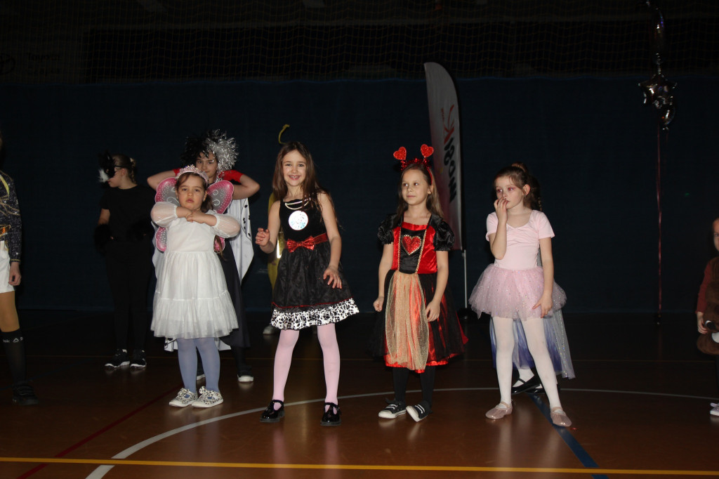 Kosmiczny Bal Przebierańców