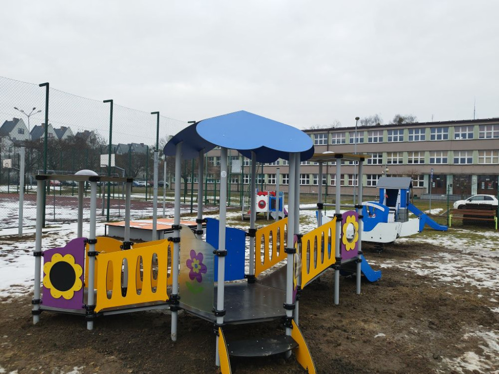 Nowoczesne place zabaw za kilkaset tysięcy złotych