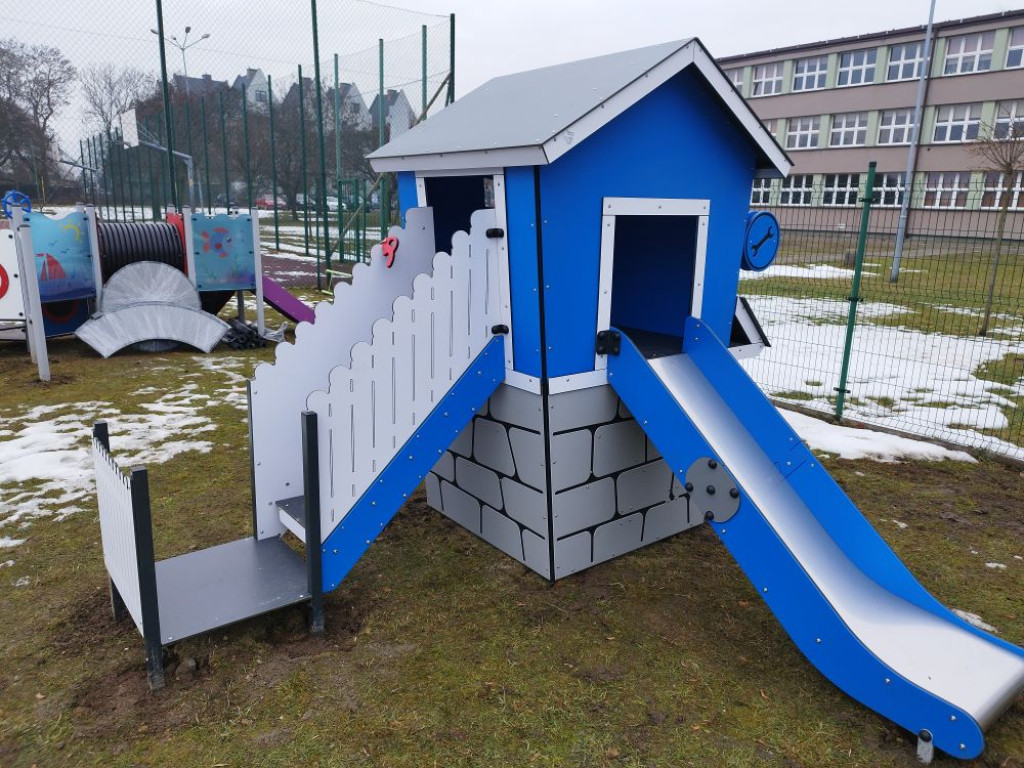 Nowoczesne place zabaw za kilkaset tysięcy złotych