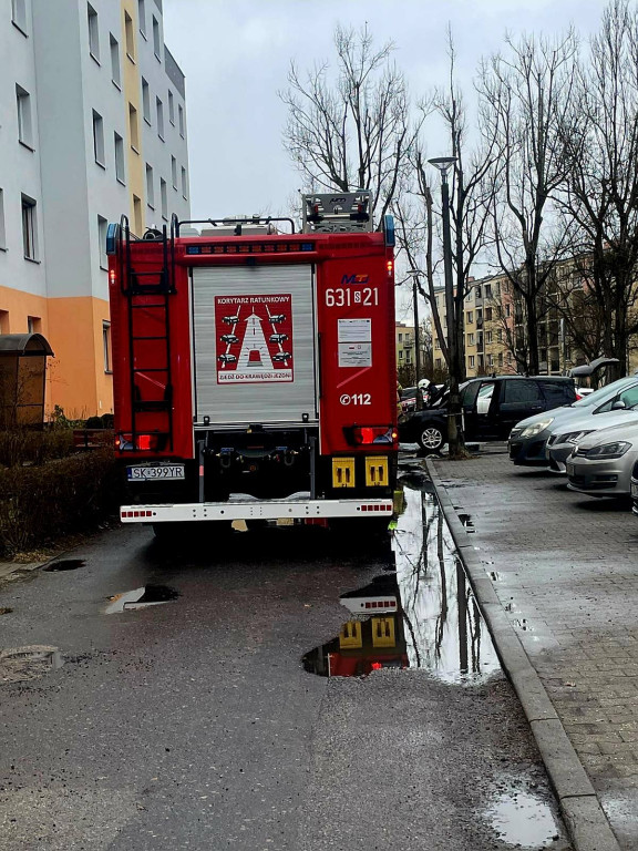 Tarnowskie Góry, Strzybnica. Pożar na osiedlu