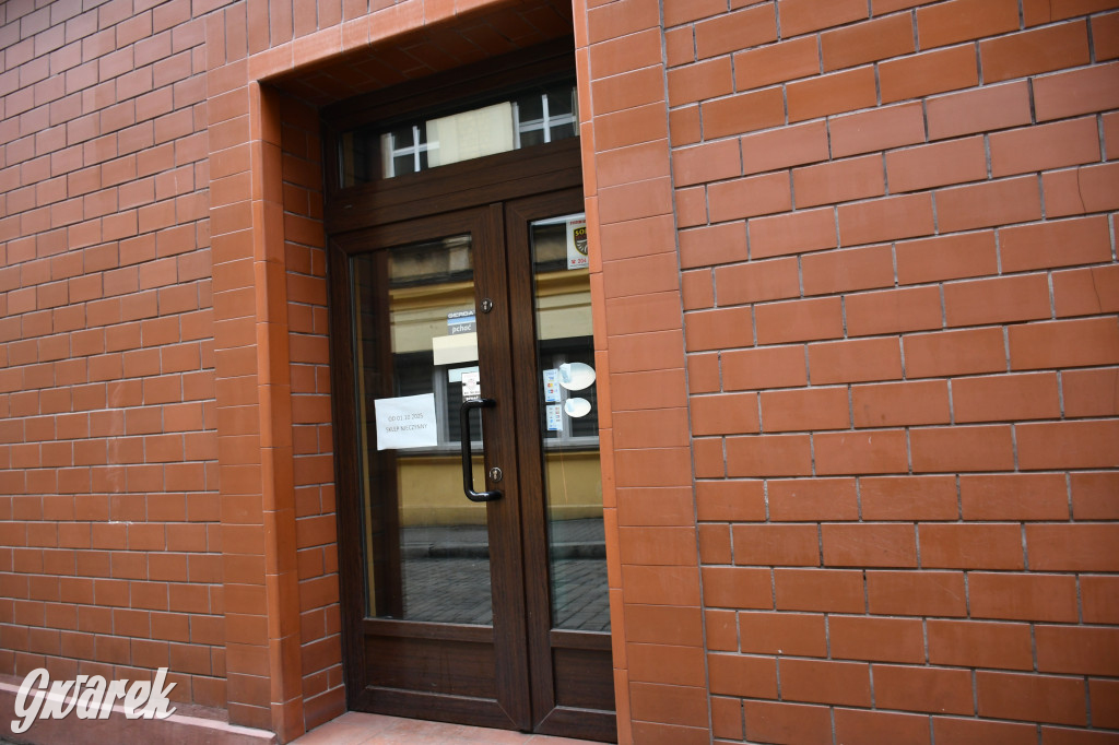 Nie ma kina, zamknięta Argicola. Puste lokale w centrum