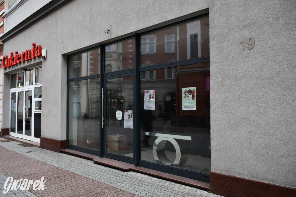 Nie ma kina, zamknięta Argicola. Puste lokale w centrum