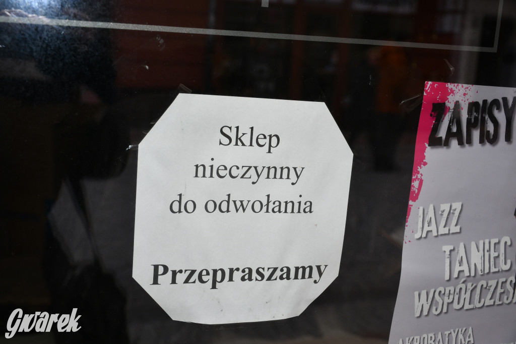 Nie ma kina, zamknięta Argicola. Puste lokale w centrum