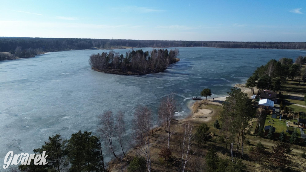 Dronem nad zalewem Nakło Chechło