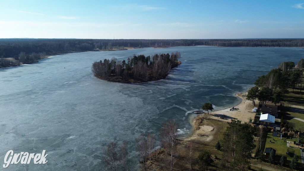 Dronem nad zalewem Nakło Chechło
