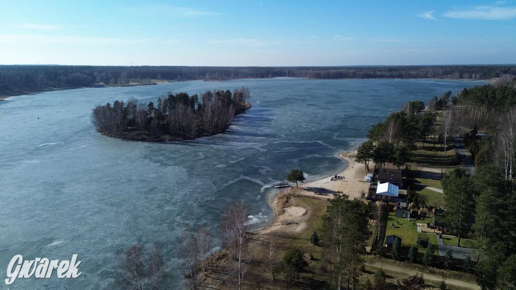Dronem nad zalewem Nakło Chechło