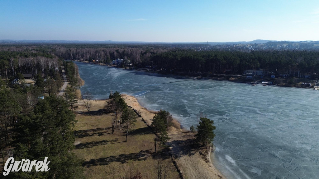 Dronem nad zalewem Nakło Chechło