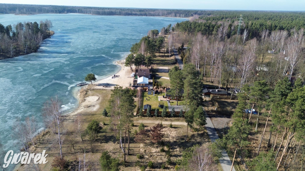 Dronem nad zalewem Nakło Chechło