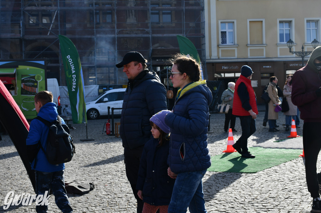 Tarnowskie Góry. Czekolada za uśmiech i zimowe sporty