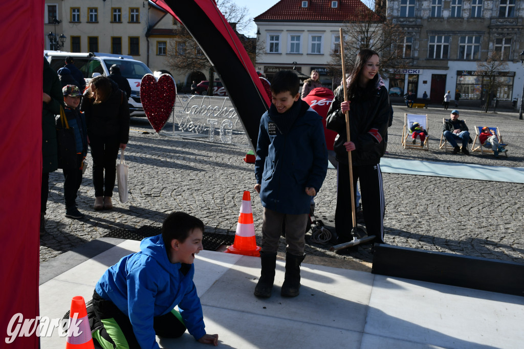 Tarnowskie Góry. Czekolada za uśmiech i zimowe sporty