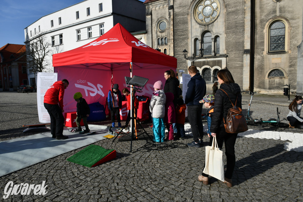 Tarnowskie Góry. Czekolada za uśmiech i zimowe sporty