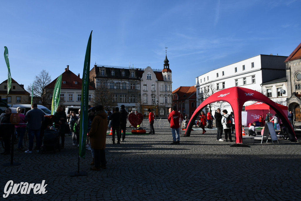 Tarnowskie Góry. Czekolada za uśmiech i zimowe sporty