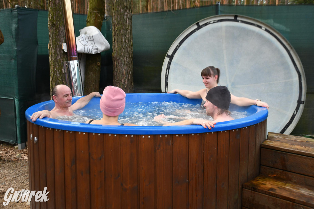 Marcowe morsowanie nad Chechłem