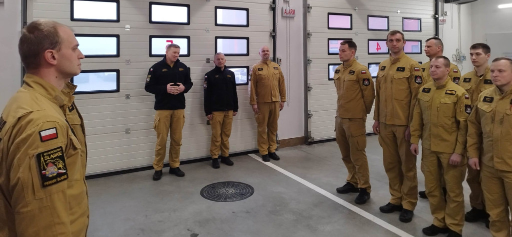 Piekary Śląskie. Nowi dowódcy i uroczysta zmiana służby