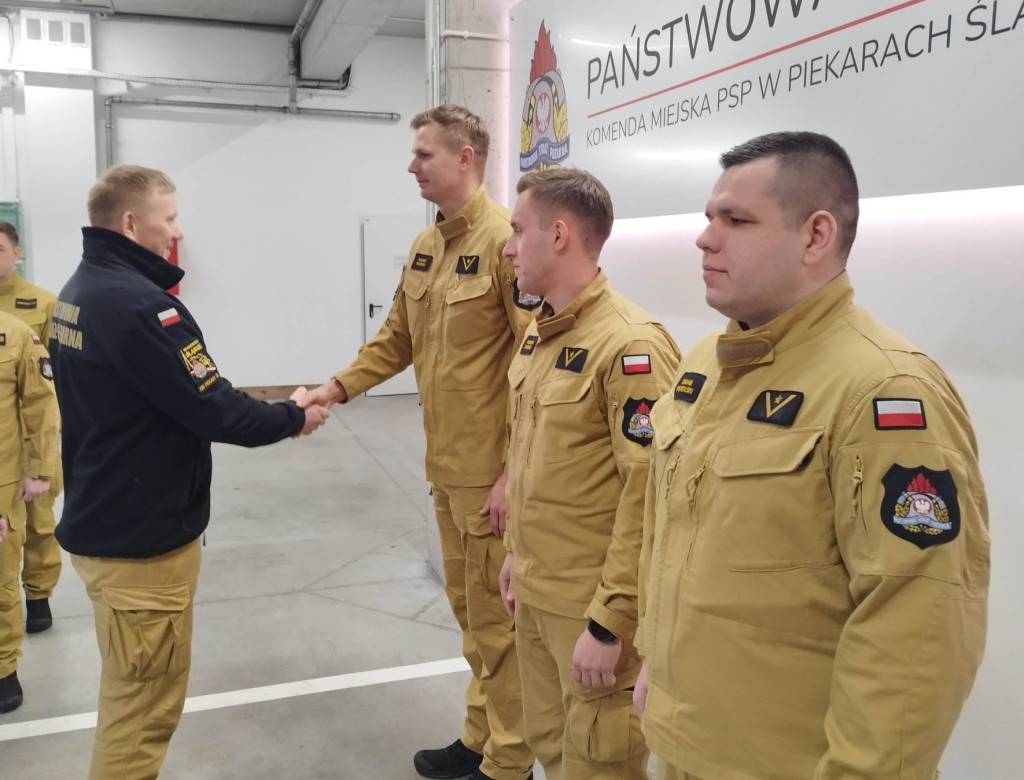 Piekary Śląskie. Nowi dowódcy i uroczysta zmiana służby