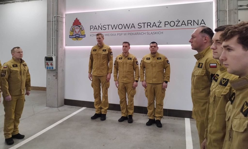 Piekary Śląskie. Nowi dowódcy i uroczysta zmiana służby