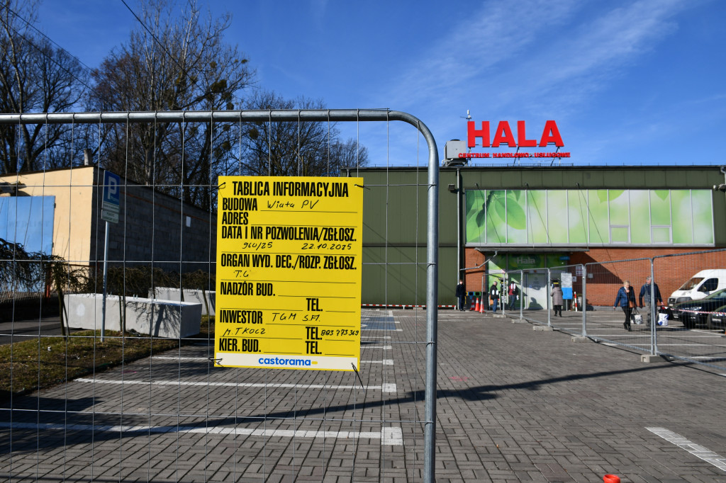 Tarnowskie Góry. W centrum znikają miejsca parkingowe!