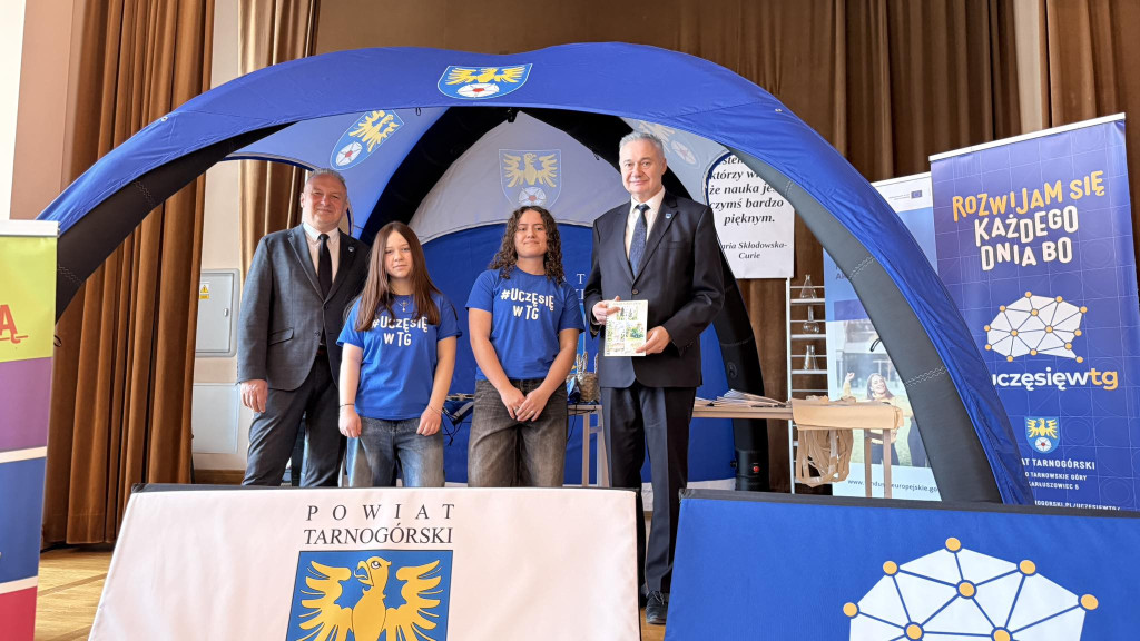 Tarnowskie Góry. Trwają targi edukacyjne w Chemiku