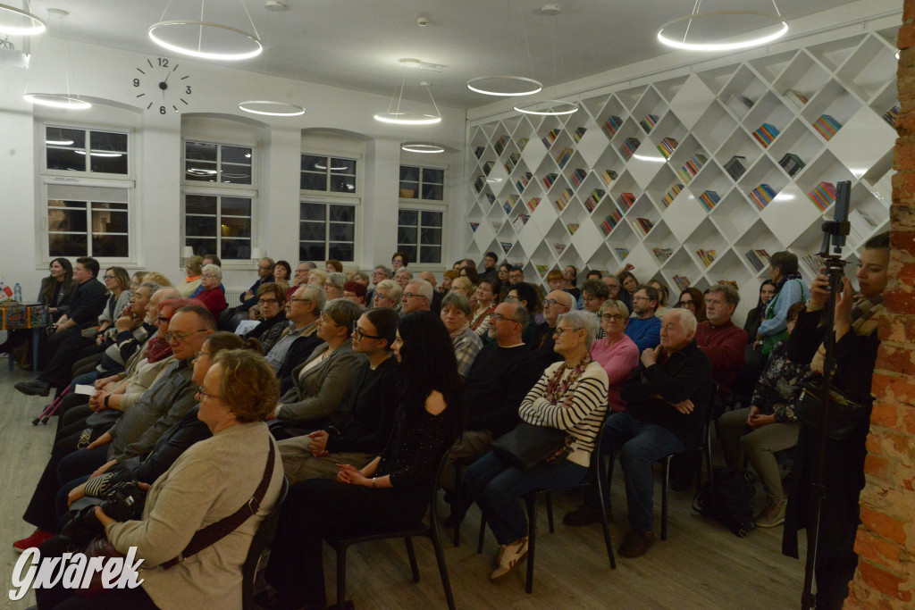 Z Tarnowskich Gór do Panamy. Fotograficzna opowieść