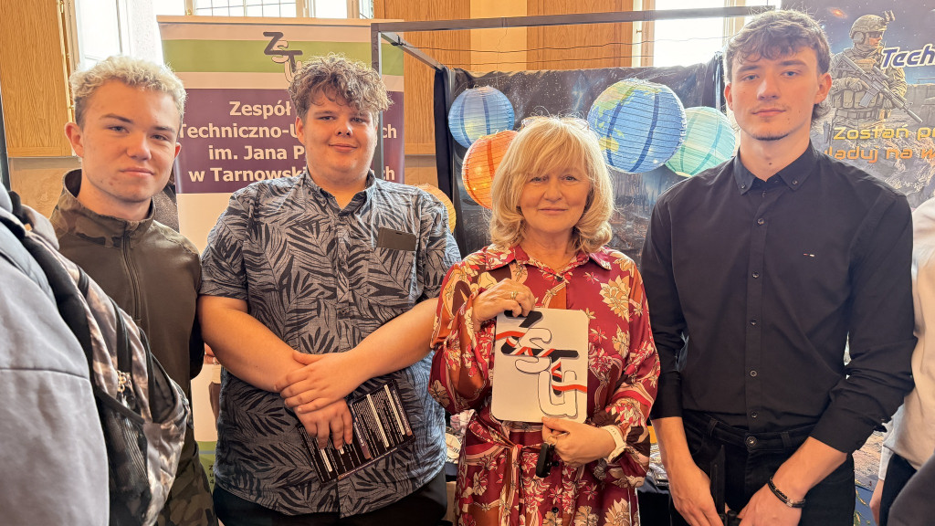 Tarnowskie Góry. Trwają targi edukacyjne w Chemiku