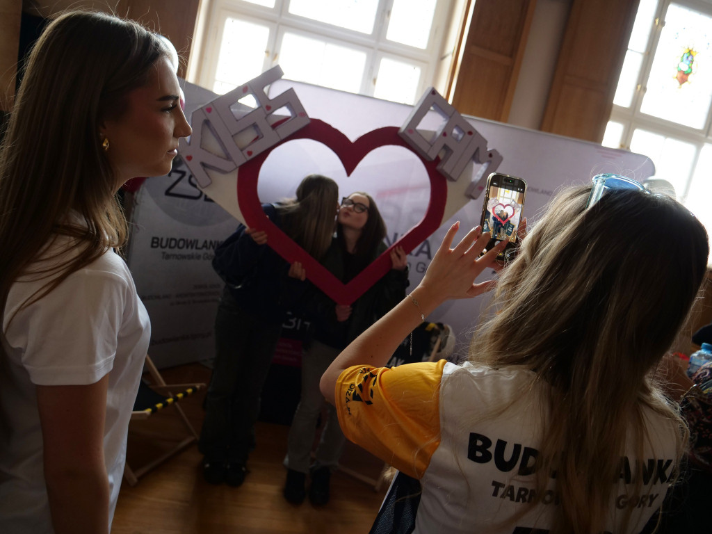 Tarnowskie Góry. Trwają targi edukacyjne w Chemiku