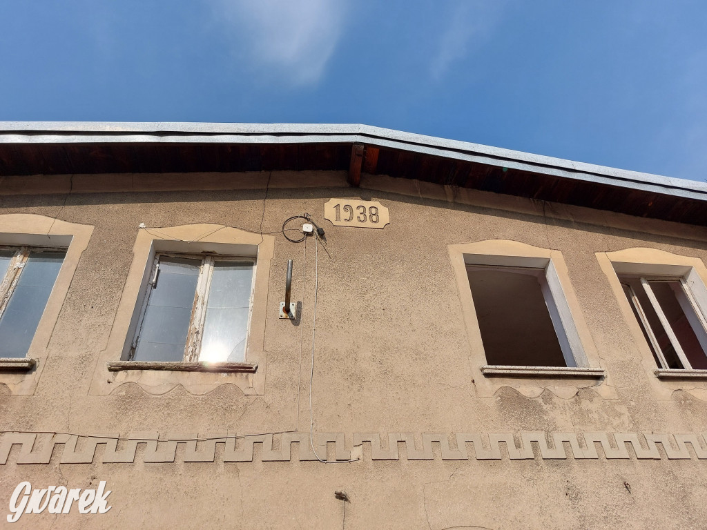 Repty Śląskie. Nie tylko krzyż jest w opłakanym stanie