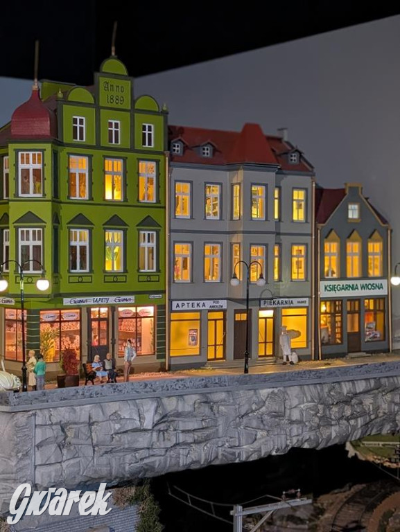 Miniaturowe kolejki na Dworcu Kultury. Zobaczcie zdjęcia