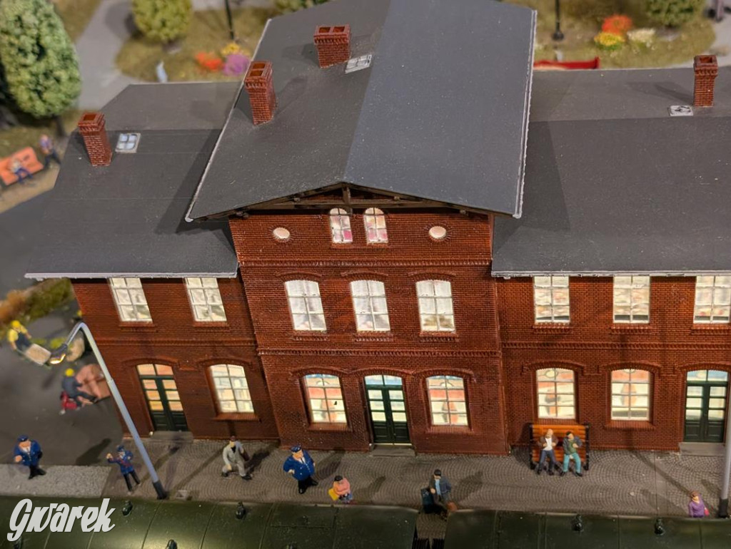 Miniaturowe kolejki na Dworcu Kultury. Zobaczcie zdjęcia