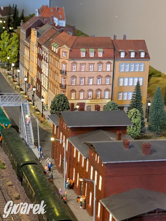 Miniaturowe kolejki na Dworcu Kultury. Zobaczcie zdjęcia