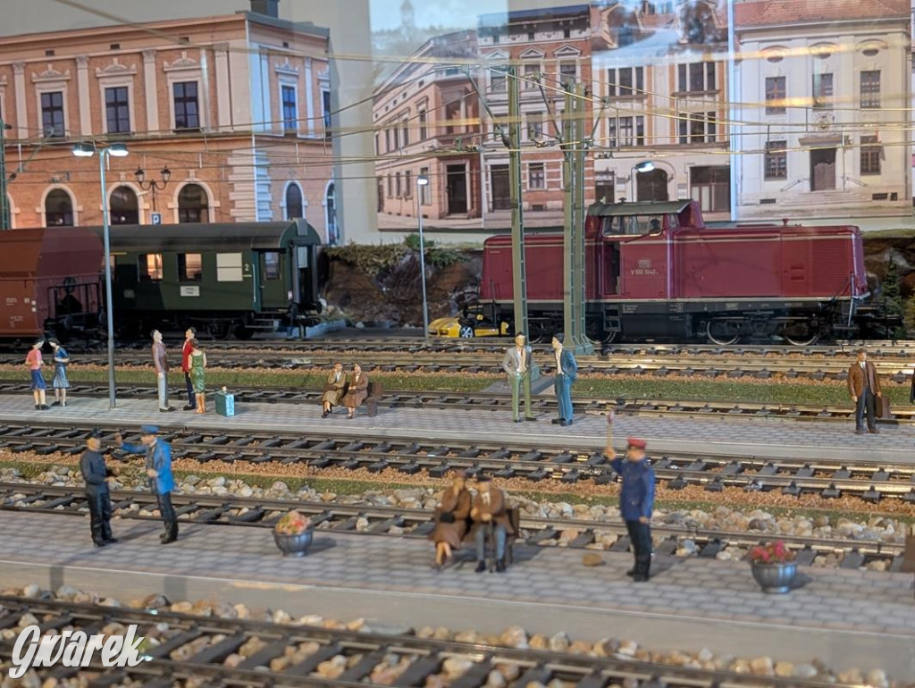 Miniaturowe kolejki na Dworcu Kultury. Zobaczcie zdjęcia