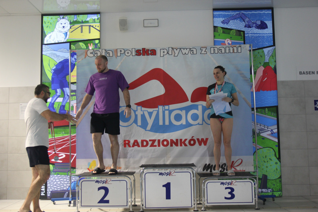 Płynęli przez całą noc! Otyliada za nami