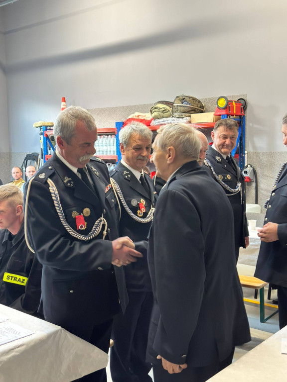 Wybór władz, odznaczenia i tytuł dla naczelnika