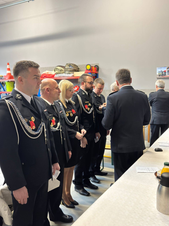 Wybór władz, odznaczenia i tytuł dla naczelnika