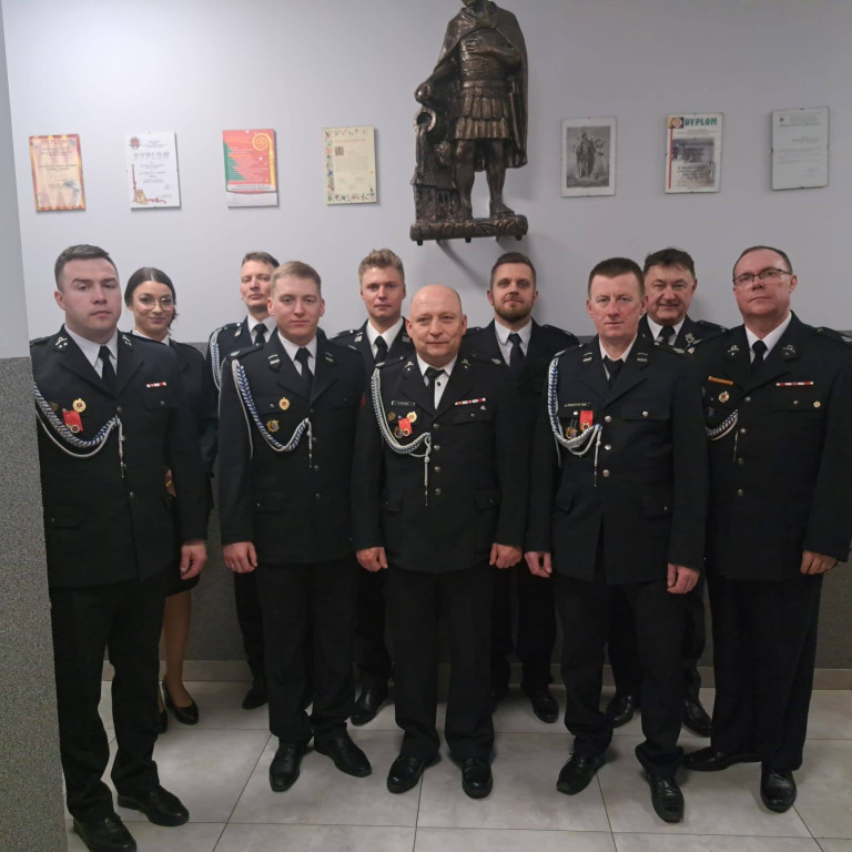 Wybór władz, odznaczenia i tytuł dla naczelnika