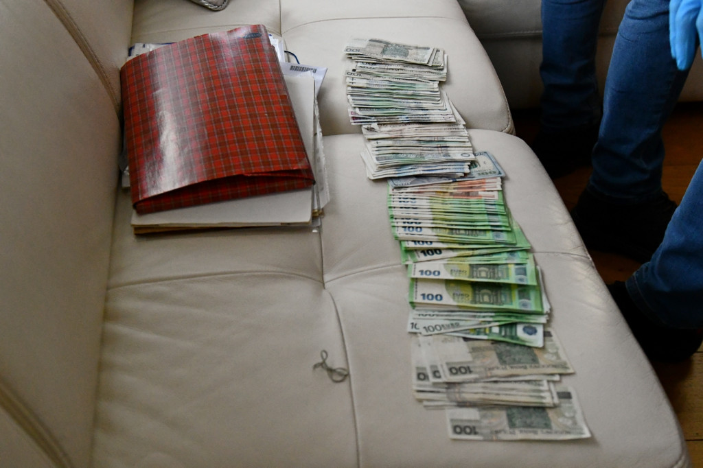 Dwa lata śledztwa i finał: rozbita siatka handlu ludźmi