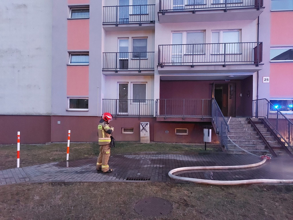 Narażali życie, by uratować piekarzanina. Dostali...