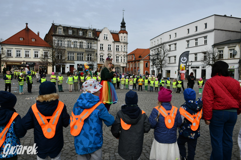 Tarnowskie Góry. Powitanie wiosny na rynku