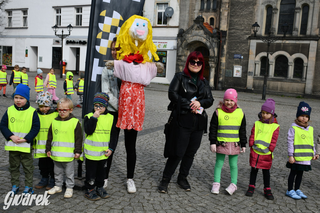 Tarnowskie Góry. Powitanie wiosny na rynku
