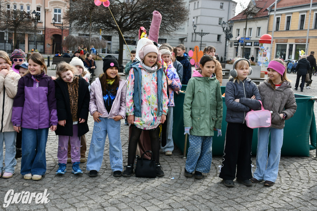 Tarnowskie Góry. Powitanie wiosny na rynku