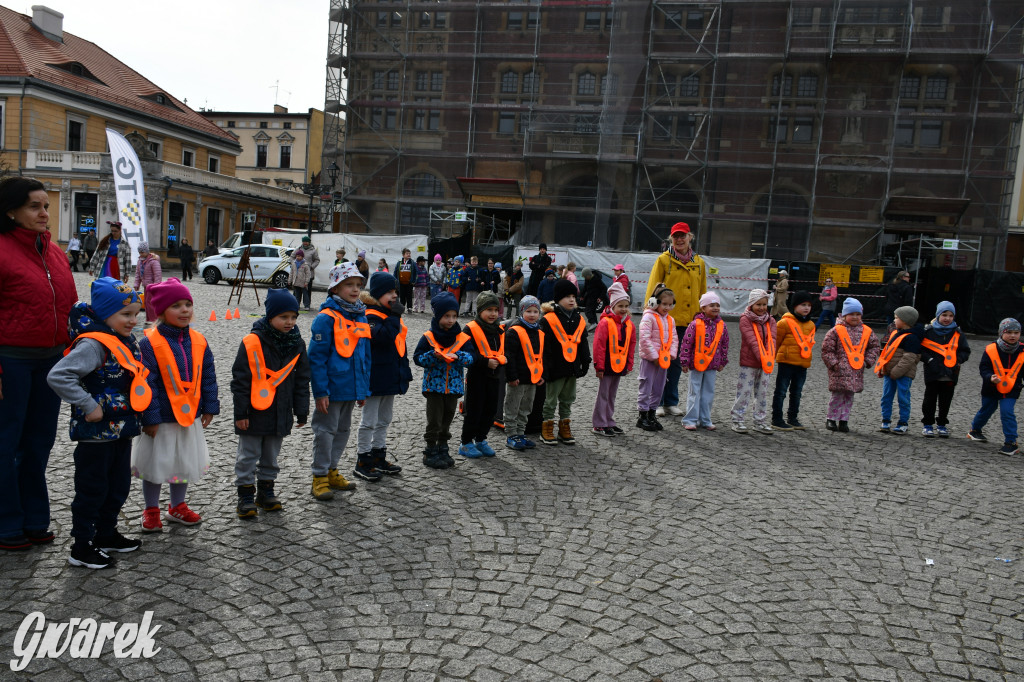 Tarnowskie Góry. Powitanie wiosny na rynku