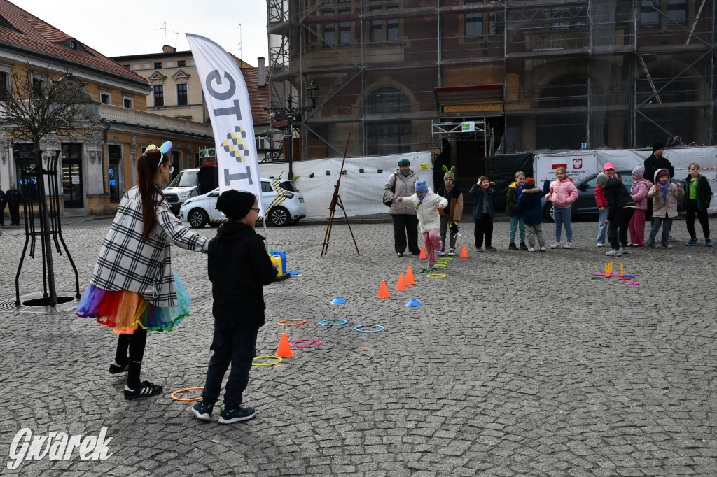 Tarnowskie Góry. Powitanie wiosny na rynku