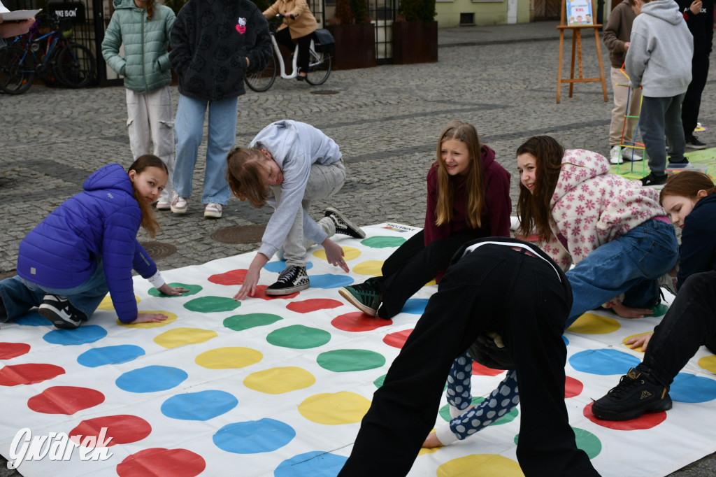 Tarnowskie Góry. Powitanie wiosny na rynku