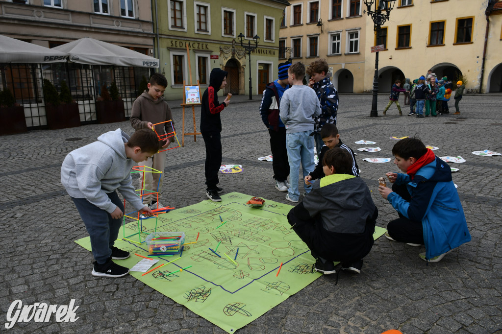 Tarnowskie Góry. Powitanie wiosny na rynku