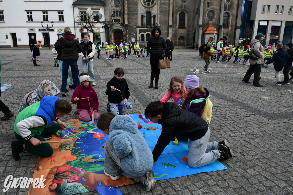 Tarnowskie Góry. Powitanie wiosny na rynku