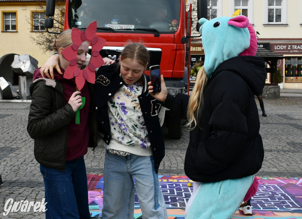 Tarnowskie Góry. Powitanie wiosny na rynku