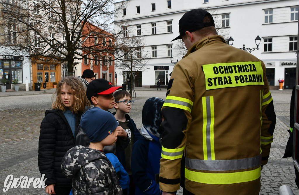 Tarnowskie Góry. Powitanie wiosny na rynku