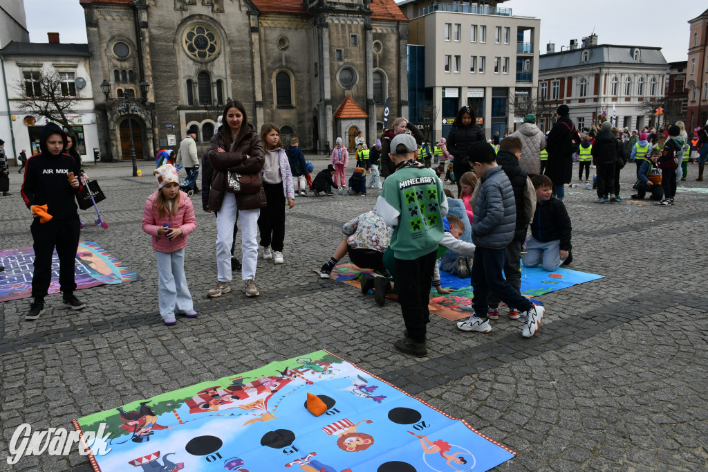 Tarnowskie Góry. Powitanie wiosny na rynku